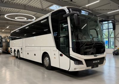 MAN R09 Lion´s Coach
