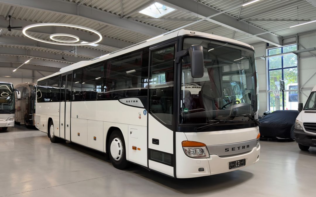 Setra 415 UL – 2011 Behindertenlift – Fahrschulpedale